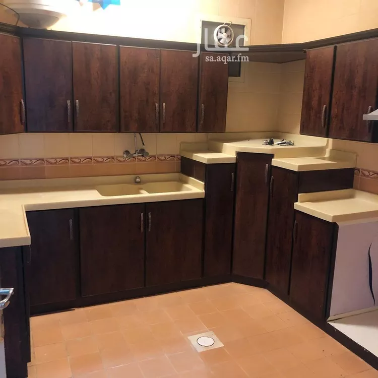 شقة للإيجار في شارع علي بن أحمد بن يعيش, حي إشبيلية, مدينة الرياض, منطقة الرياض