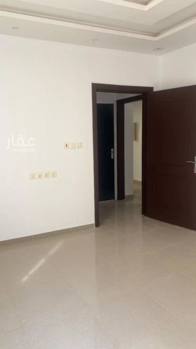 شقة للإيجار في شارع محمود قبادو الشريف, حي القادسية, مدينة الرياض, منطقة الرياض صورة 3