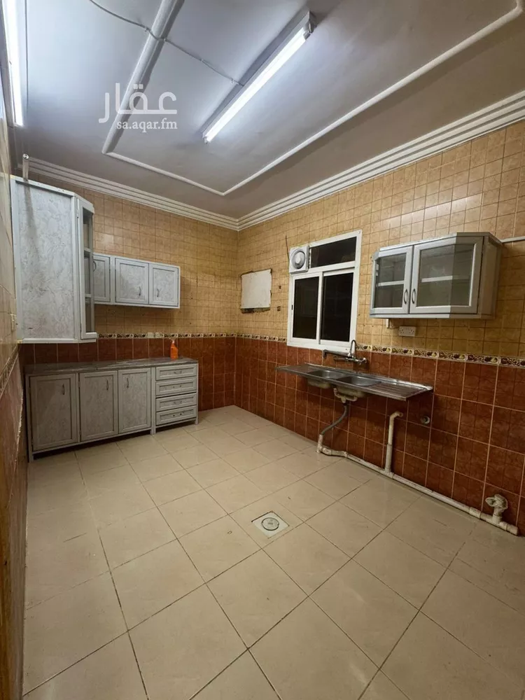 شقة للإيجار في شارع بحر العرب, حي اليرموك, مدينة الرياض, منطقة الرياض