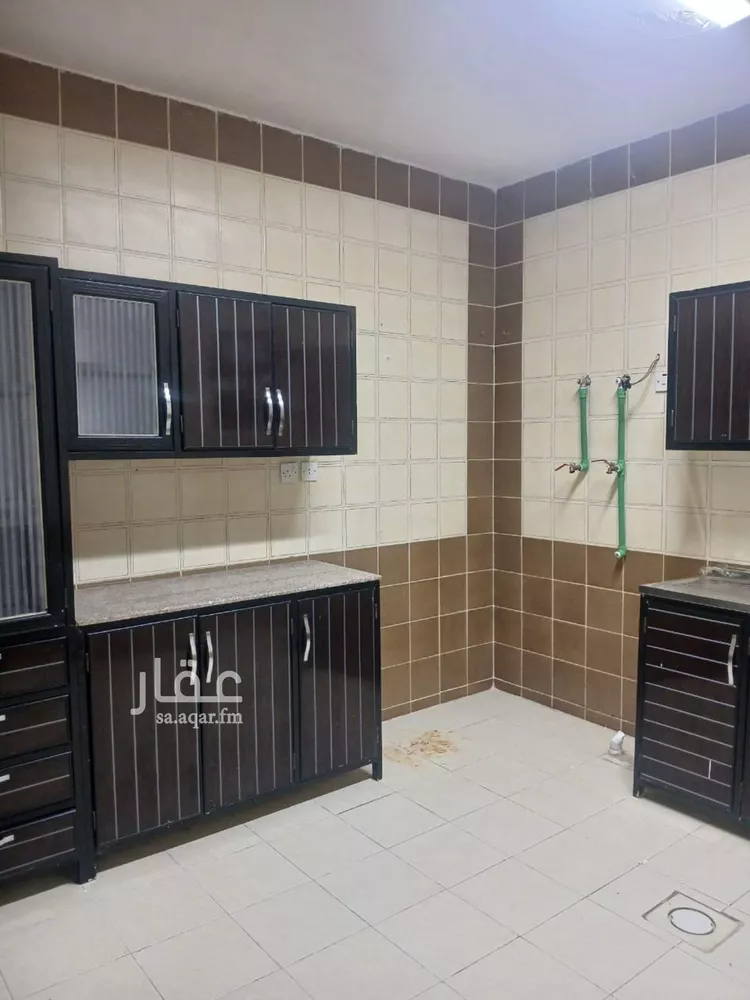 شقة للإيجار في شارع مسعود بن مضيان, حي إشبيلية, مدينة الرياض, منطقة الرياض