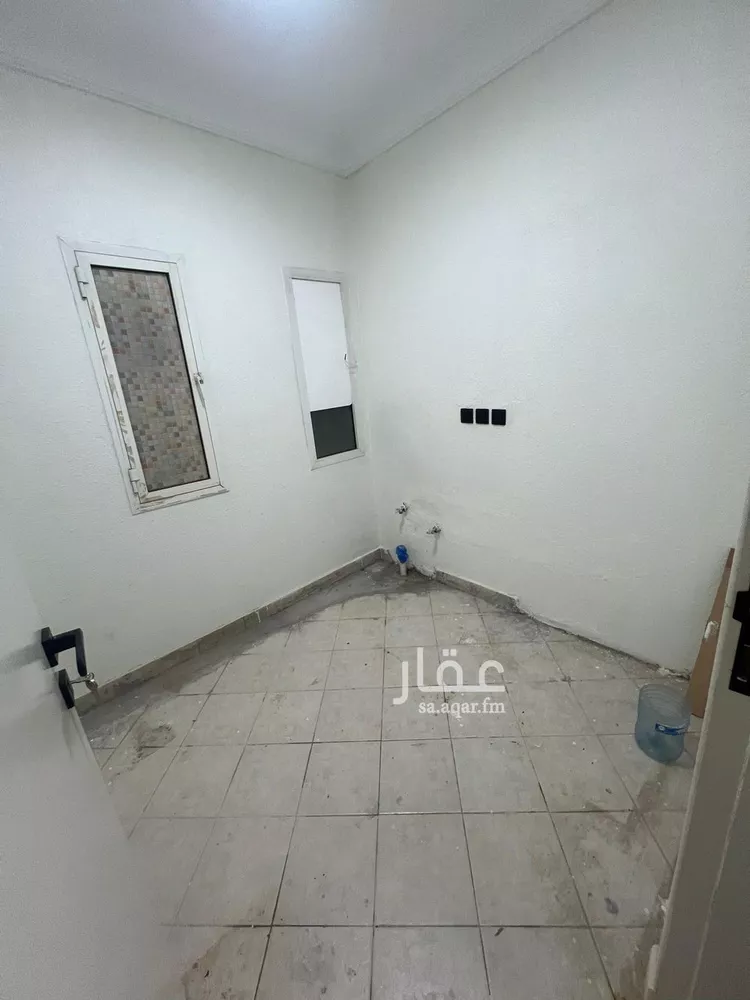 شقة للإيجار في شارع الفضائل, حي إشبيلية, مدينة الرياض, منطقة الرياض صورة 2