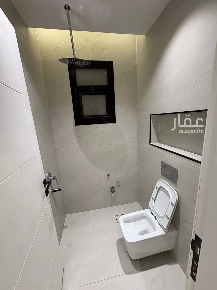Floor for Rent in Riyadh Ishbiliyah 4
