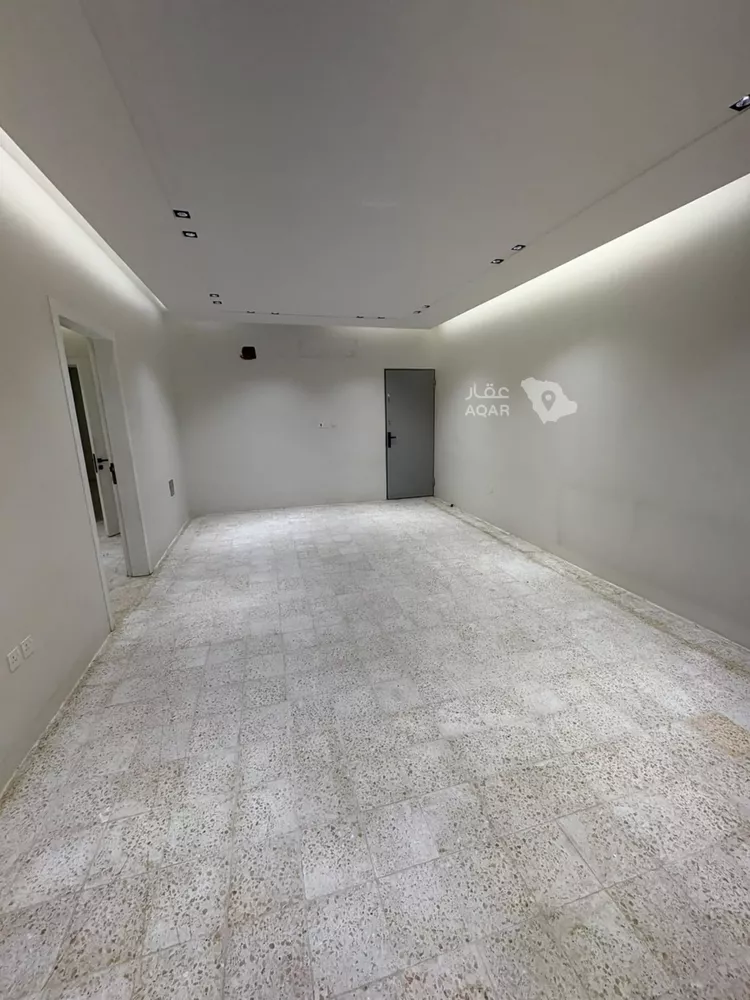 دور للإيجار في شارع العاذرية, حي إشبيلية, مدينة الرياض, منطقة الرياض 15