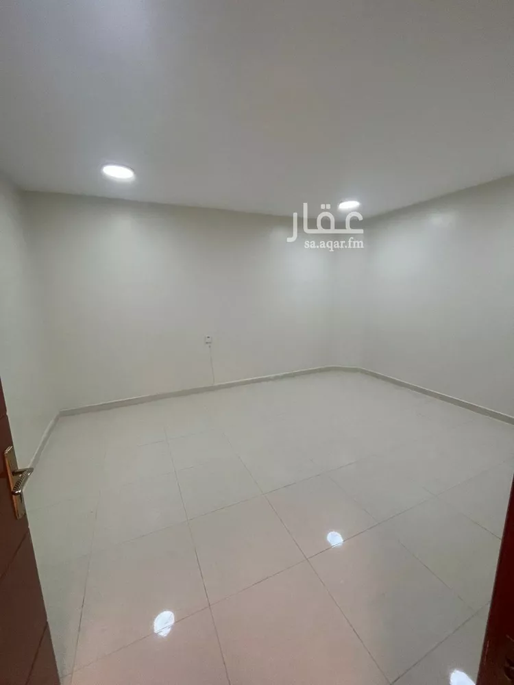 شقة للإيجار في شارع أحمد بن قاسم, حي إشبيلية, مدينة الرياض, منطقة الرياض صورة 5