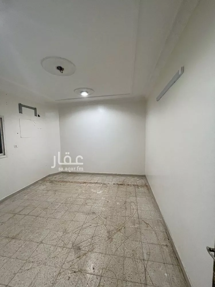 شقة للإيجار في شارع زبن بن عمير, حي إشبيلية, مدينة الرياض, منطقة الرياض صورة 5