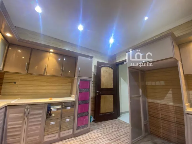 دور للإيجار في شارع العاذرية, حي إشبيلية, مدينة الرياض, منطقة الرياض صورة 2