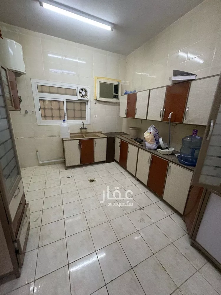 شقة للإيجار في شارع المطره, حي إشبيلية, مدينة الرياض, منطقة الرياض
