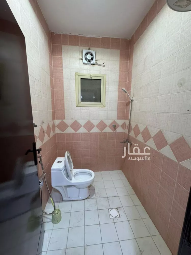 شقة للإيجار في شارع علي بن أحمد بن يعيش, حي إشبيلية, مدينة الرياض, منطقة الرياض 9