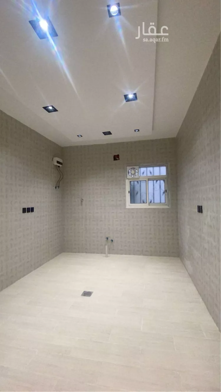 دور للبيع في شارع زينب بنت عمر, حي إشبيلية, مدينة الرياض, منطقة الرياض 10