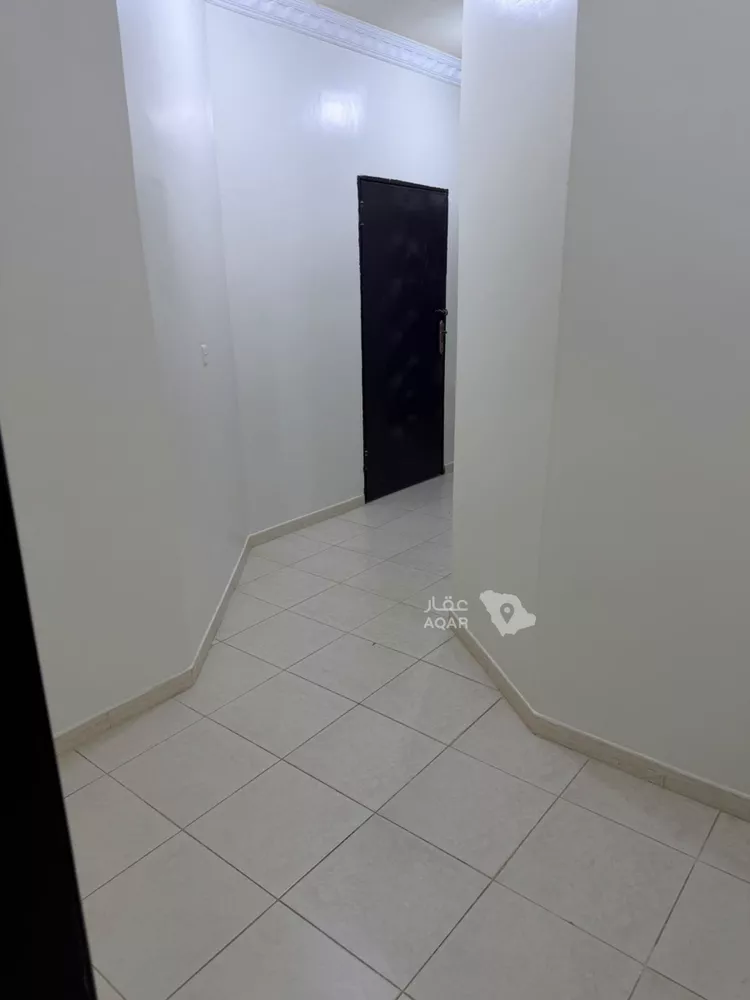 دور للإيجار في شارع الغربة, حي إشبيلية, مدينة الرياض, منطقة الرياض 18