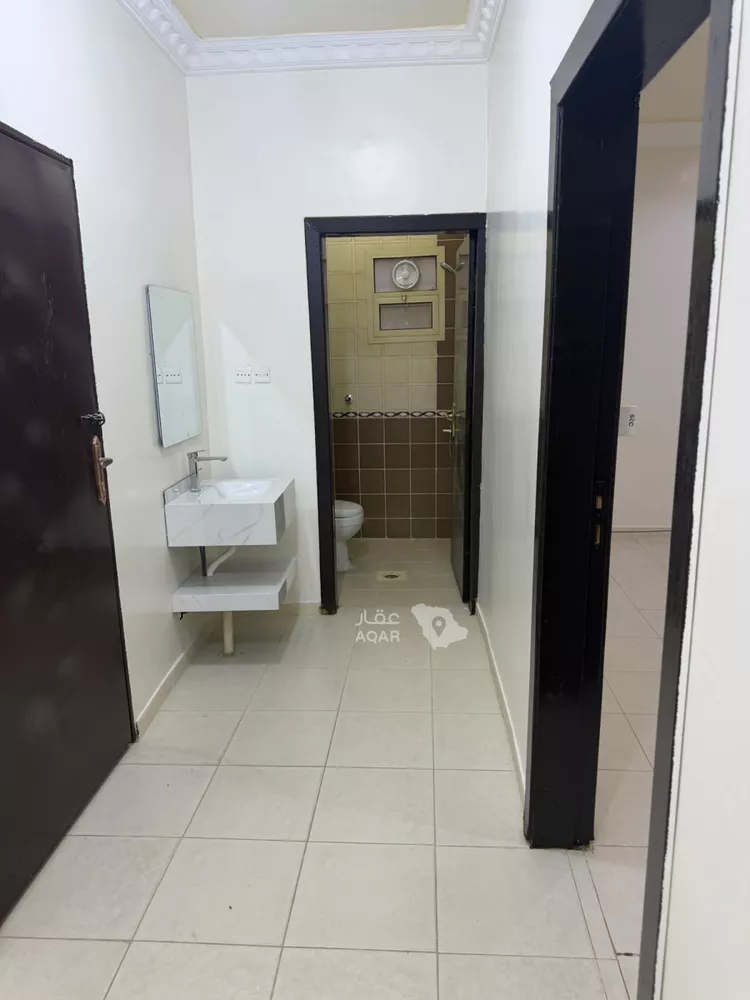 دور للإيجار في شارع الغربة, حي إشبيلية, مدينة الرياض, منطقة الرياض 17