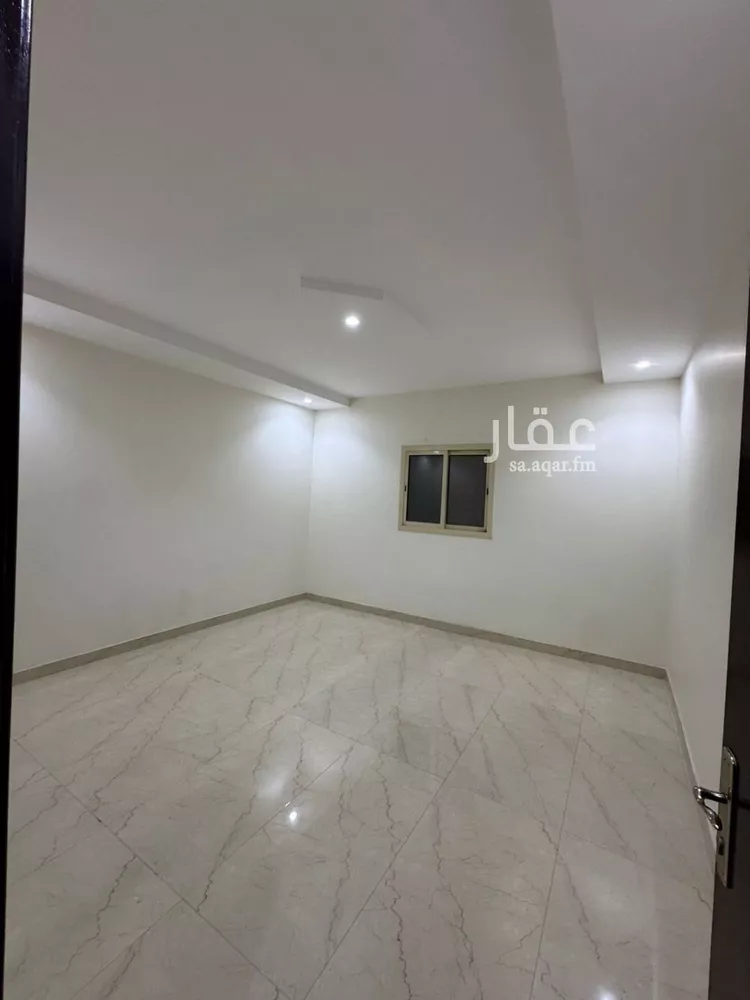 شقة للإيجار في شارع زينب بنت عمر, حي إشبيلية, مدينة الرياض, منطقة الرياض صورة 3