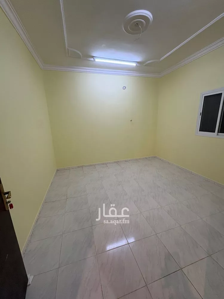 شقة للإيجار في شارع محمد بن حمد بن حامد, حي إشبيلية, مدينة الرياض, منطقة الرياض