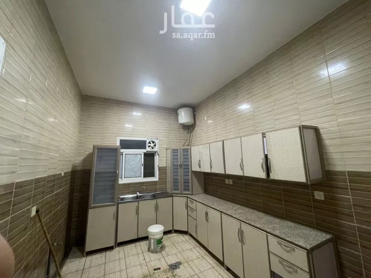 شقة للإيجار في شارع الأقرار, حي إشبيلية, مدينة الرياض, منطقة الرياض