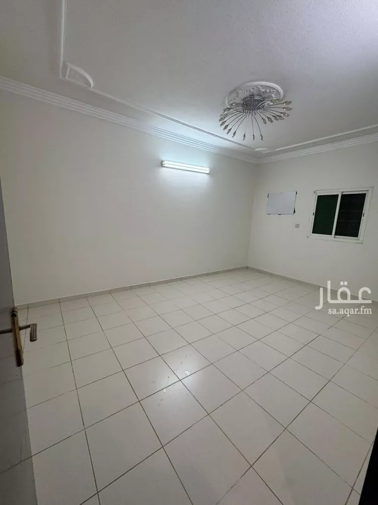 شقة للإيجار في شارع زينب بنت عمر, حي إشبيلية, مدينة الرياض, منطقة الرياض صورة 4