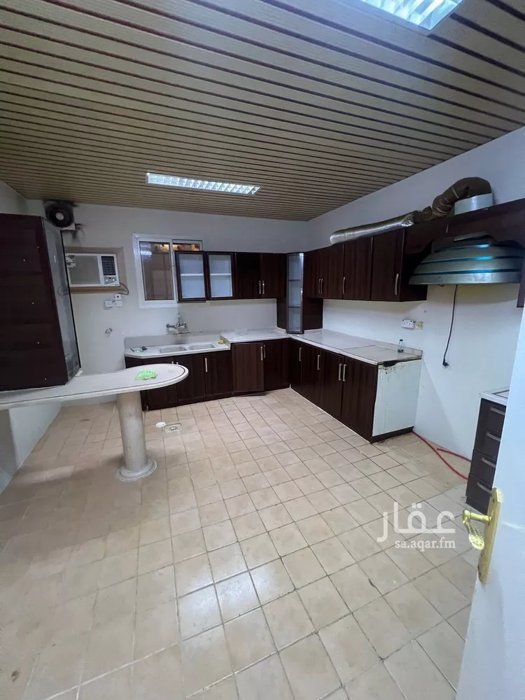 Floor for Rent in Riyadh Ishbiliyah صورة 4