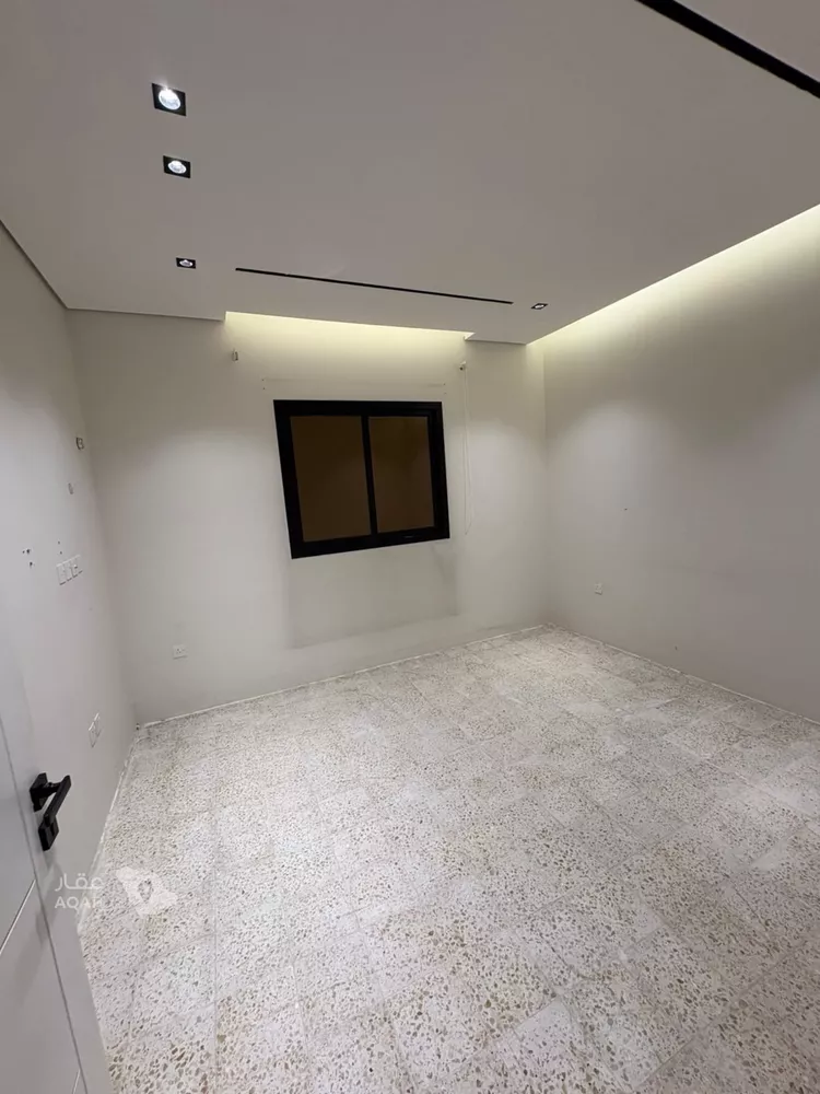 دور للإيجار في شارع العاذرية, حي إشبيلية, مدينة الرياض, منطقة الرياض صورة 3