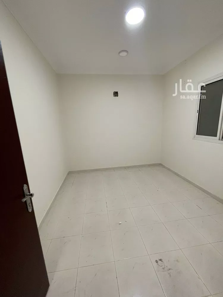 شقة للإيجار في شارع الحاسب, حي إشبيلية, مدينة الرياض, منطقة الرياض صورة 3