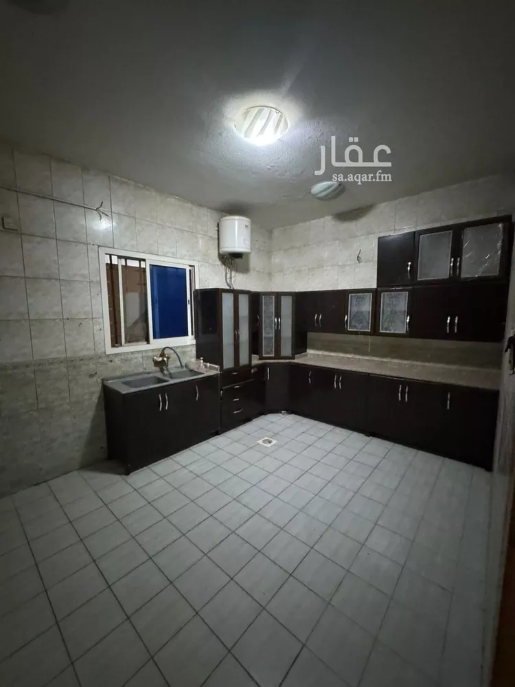 دور للإيجار في شارع العاذرية, حي إشبيلية, مدينة الرياض, منطقة الرياض