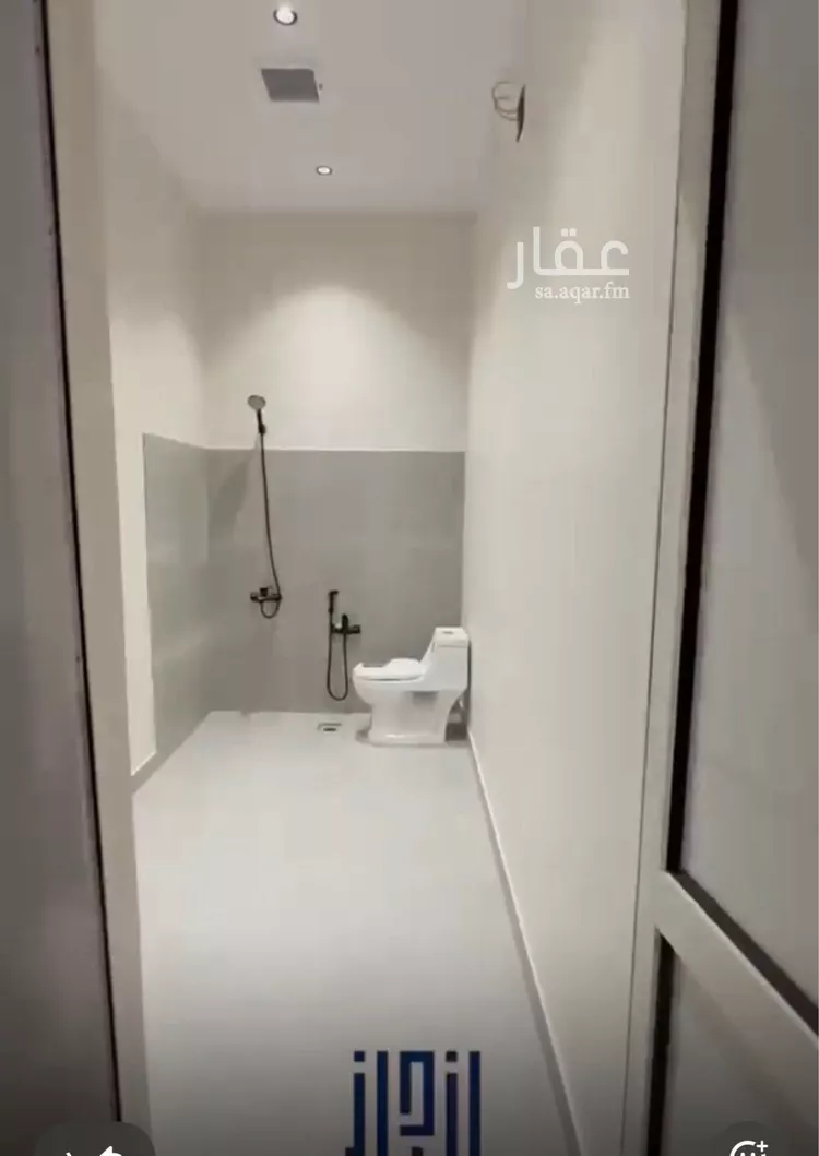 فيلا للإيجار في شارع محمود قبادو الشريف, حي القادسية, مدينة الرياض, منطقة الرياض 9