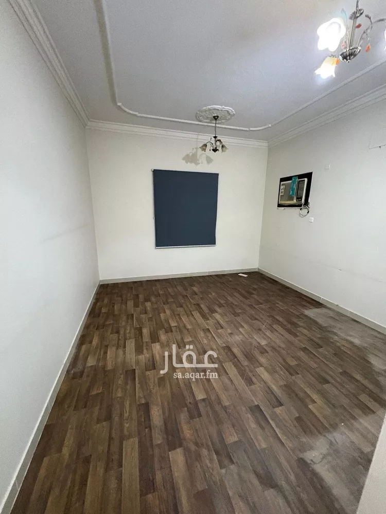 دور للإيجار في شارع مطلق بن جفال, حي إشبيلية, مدينة الرياض, منطقة الرياض 11