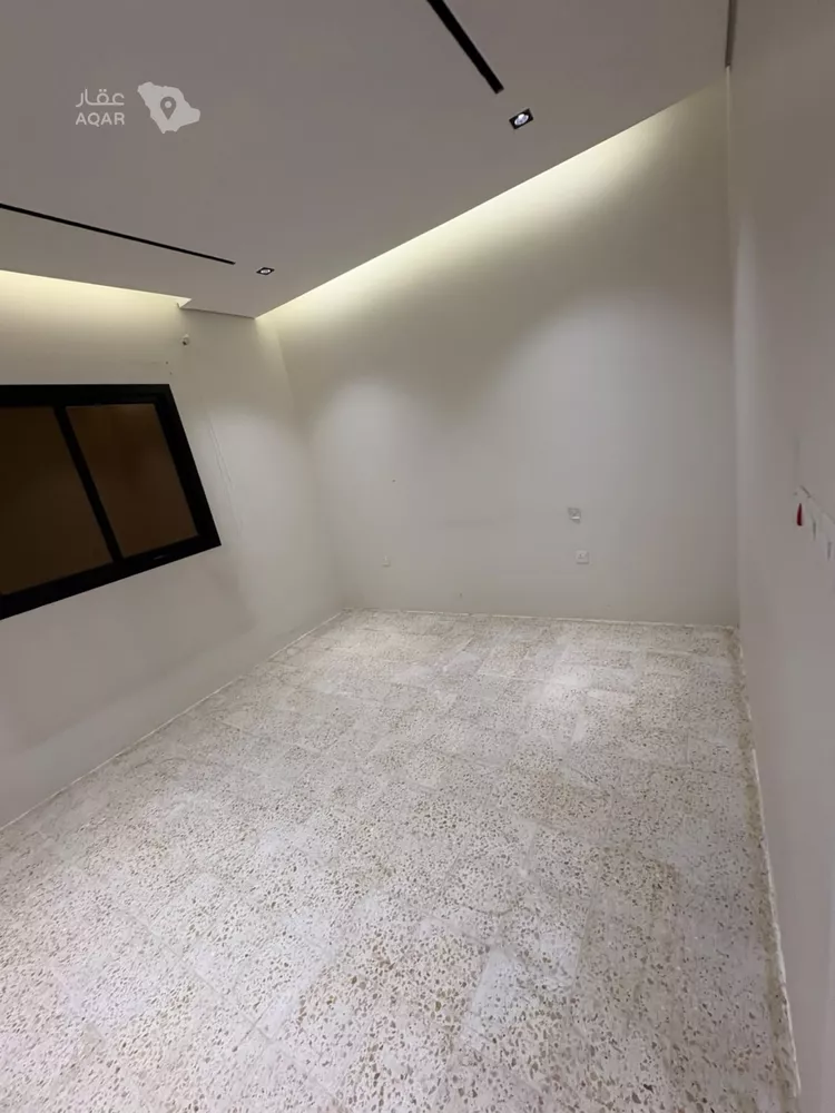 دور للإيجار في شارع العاذرية, حي إشبيلية, مدينة الرياض, منطقة الرياض صورة 5