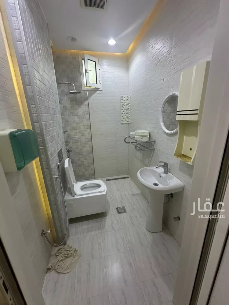 دور للإيجار في شارع الصدفي, حي إشبيلية, مدينة الرياض, منطقة الرياض صورة 4