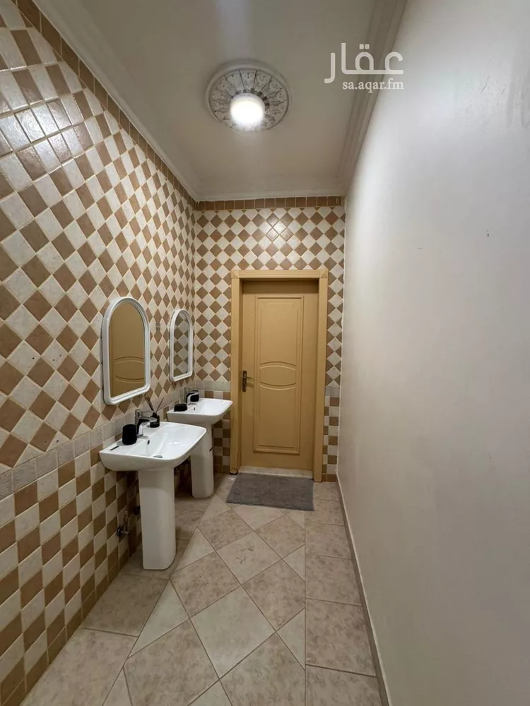 شقة للإيجار في شارع علي بن أحمد بن يعيش, حي إشبيلية, مدينة الرياض, منطقة الرياض صورة 2