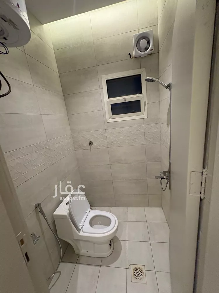 دور للإيجار في شارع العاذرية, حي إشبيلية, مدينة الرياض, منطقة الرياض صورة 2