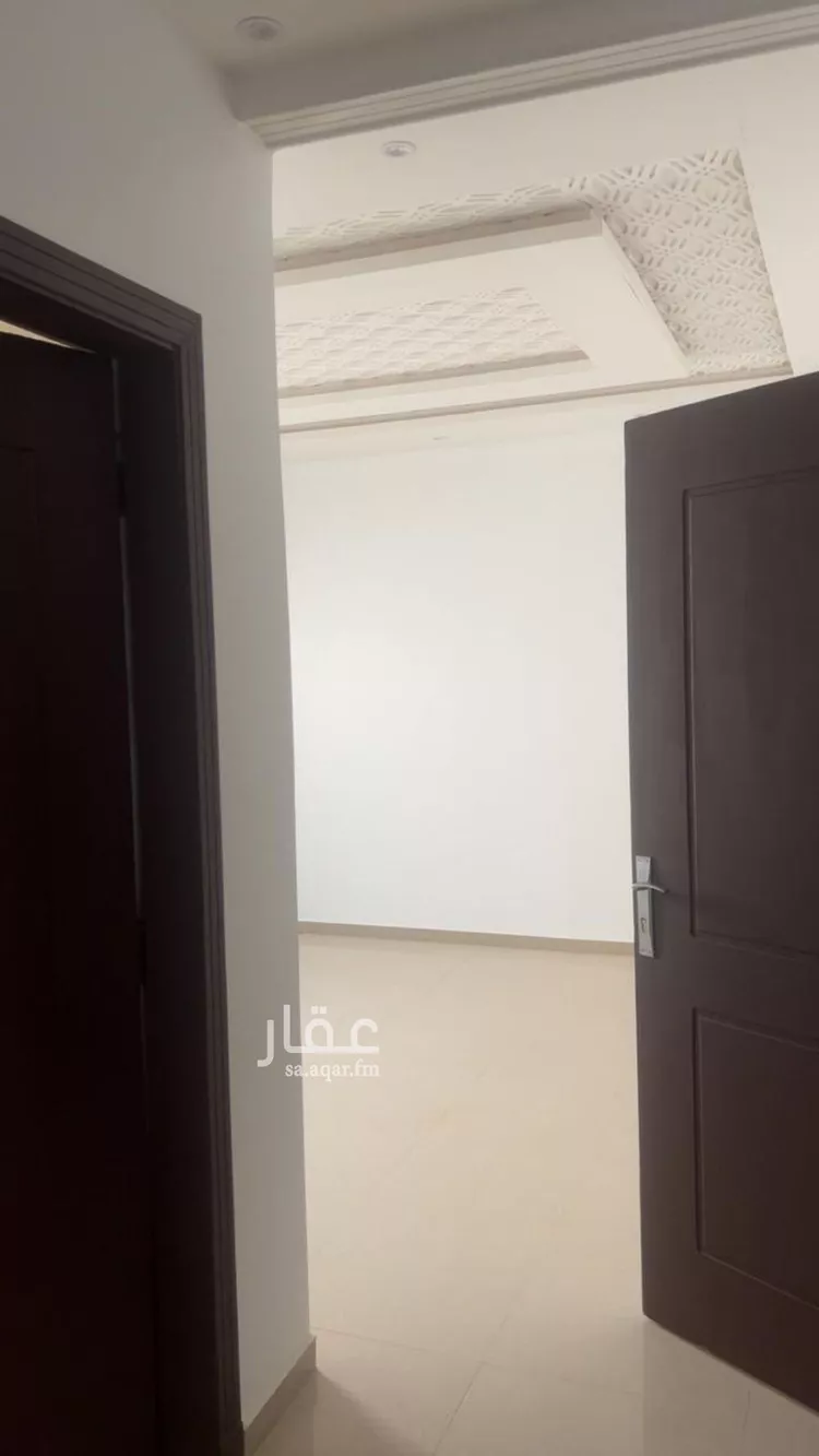 شقة للإيجار في شارع محمود قبادو الشريف, حي القادسية, مدينة الرياض, منطقة الرياض صورة 2