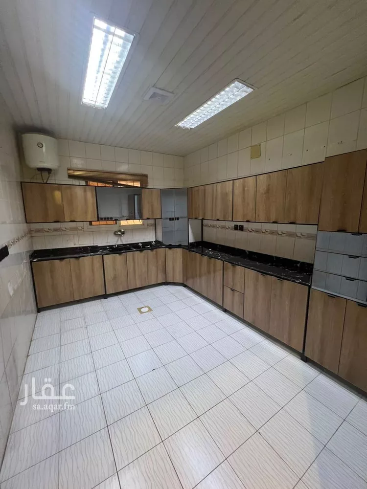 Floor for Rent in Riyadh Al Munsiyah