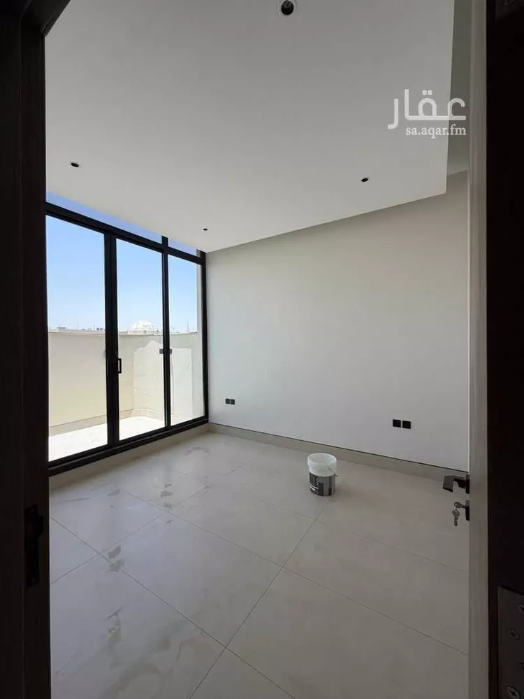 دور للبيع في شارع أبي الحسن الرشيدي, حي المروج, مدينة الرياض, منطقة الرياض صورة 3