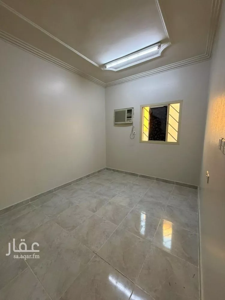 شقة للإيجار في شارع الرصيفة, حي إشبيلية, مدينة الرياض, منطقة الرياض صورة 3