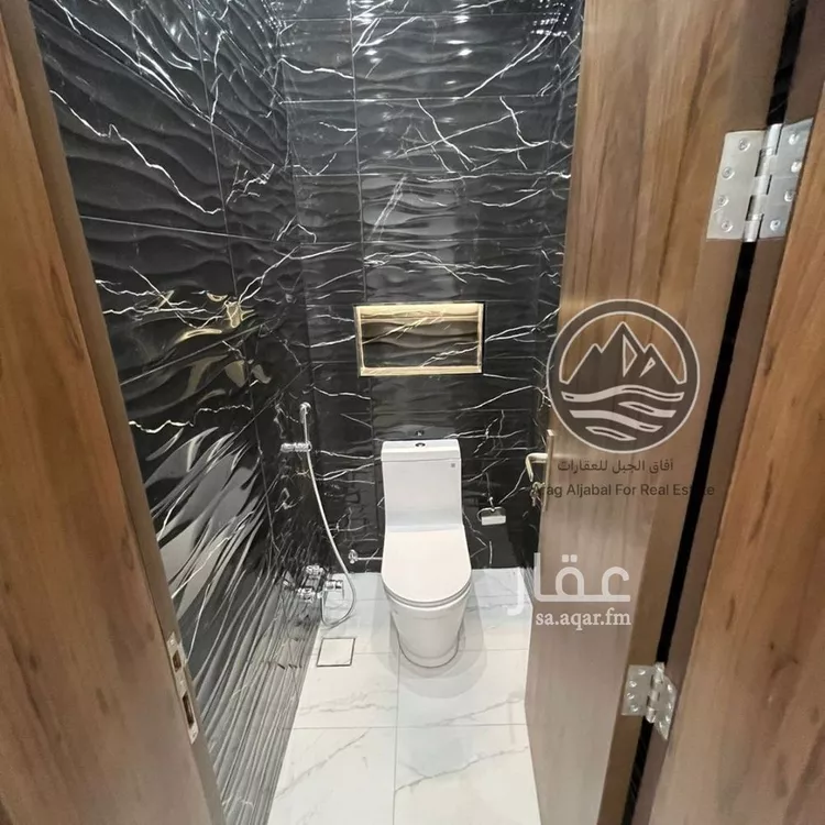 فيلا للإيجار في شارع رقم 100, حي النرجس, مدينة الرياض, منطقة الرياض صورة 5