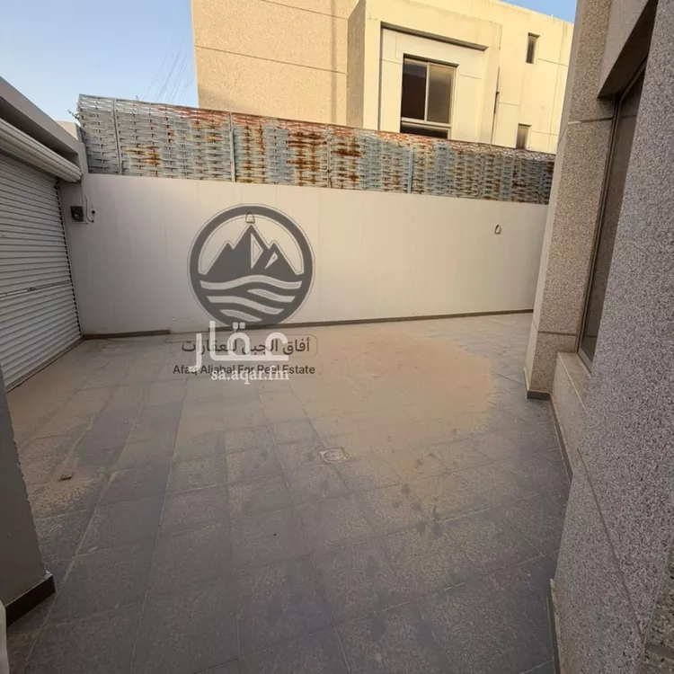 فيلا للبيع في شارع يحيي بن محمد الغرناطي, حي العارض, مدينة الرياض, منطقة الرياض صورة 3