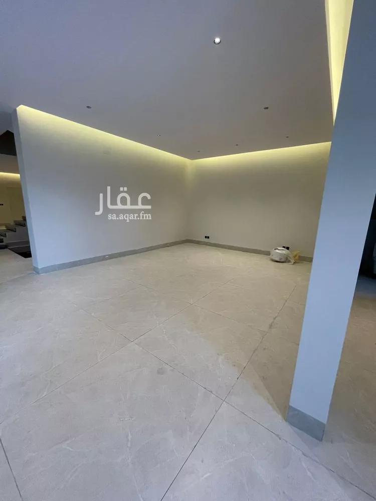 فيلا للبيع في شارع رقم 323, حي النرجس, مدينة الرياض, منطقة الرياض صورة 4