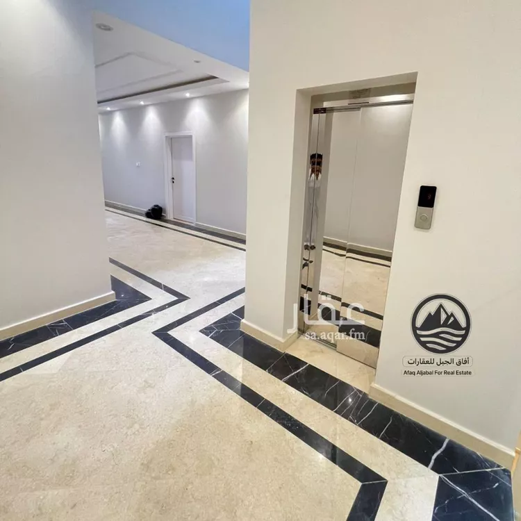 فيلا للإيجار في شارع عبدالعزيز الخويطر, حي القيروان, مدينة الرياض, منطقة الرياض صورة 4