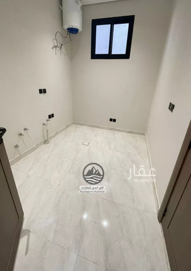 Floor for Sale in Riyadh An Narjis 8
