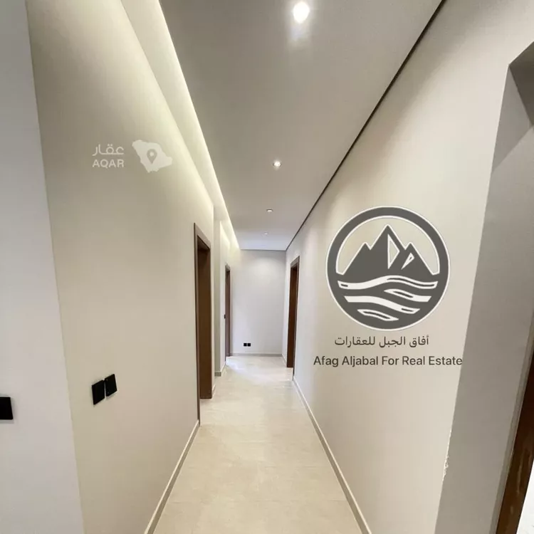 Floor for Rent in Riyadh Al Olaya 8