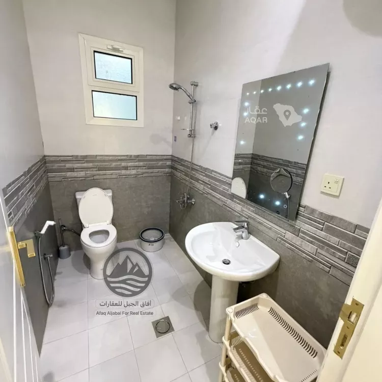 Floor for Rent in Riyadh An Narjis 9
