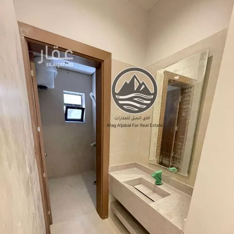 دور للبيع في شارع ابن القفال, حي العليا, مدينة الرياض, منطقة الرياض صورة 4