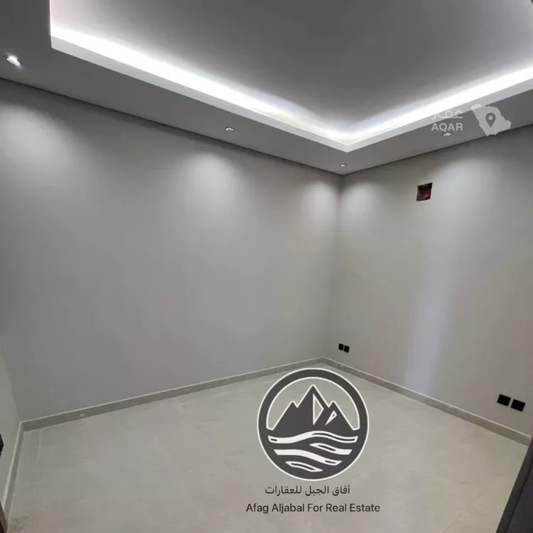 Floor for Rent in Riyadh Al Olaya 9