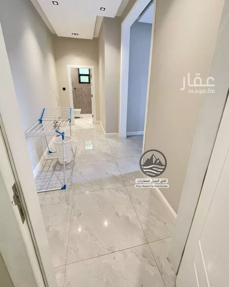 Villa for Sale in Riyadh Al Yarmouk 10