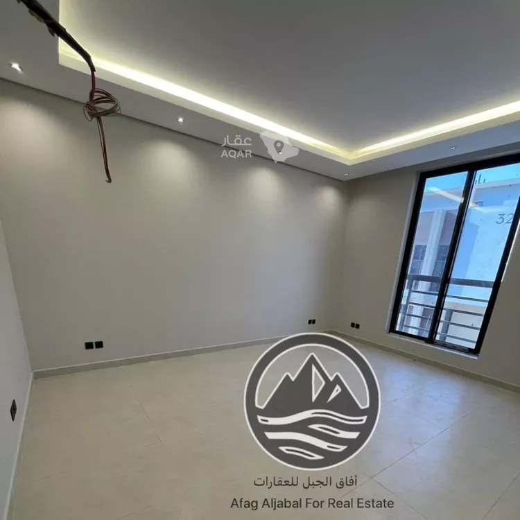 Floor for Rent in Riyadh Al Olaya 4
