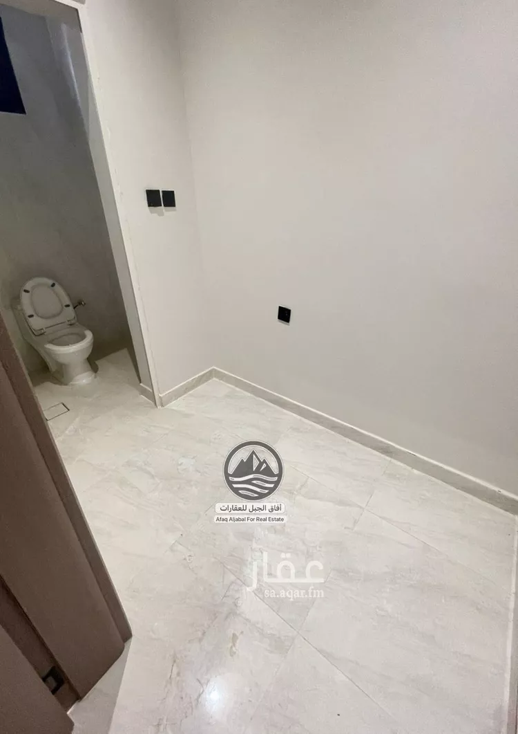 Floor for Sale in Riyadh An Narjis 9