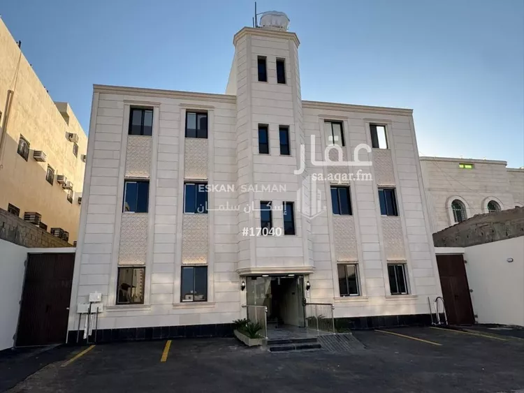 شقة للبيع في شارع نافع الانصاري, حي الحلقة الشرقية, مدينة الطائف, منطقة مكة المكرمة