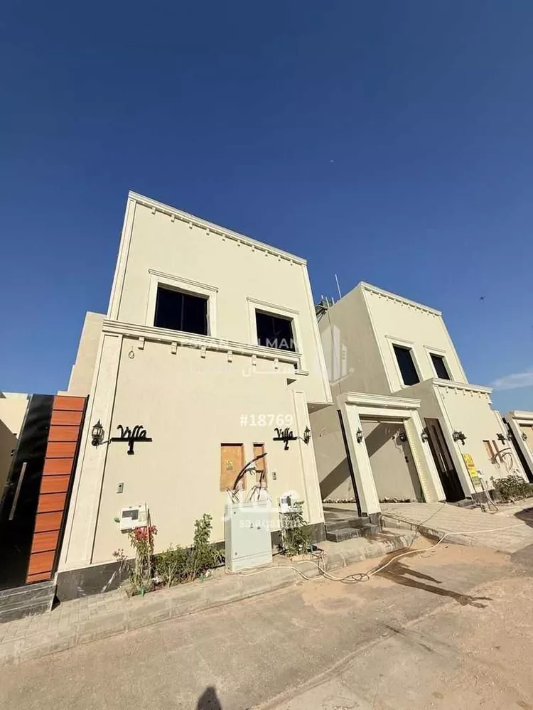 فيلا للبيع في شارع الرايه, حي الندوة, مدينة الرياض, منطقة الرياض صورة 2