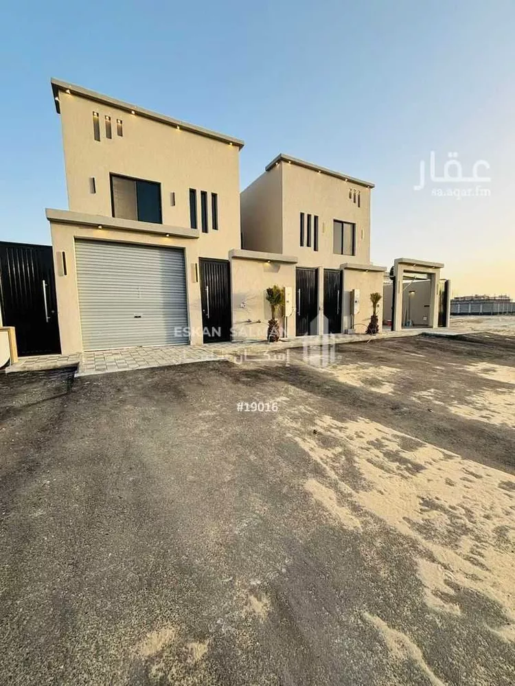 فيلا للبيع في شارع اشبيليه 65, حي العزيزية, مدينة الجبيل, المنطقة الشرقية صورة 2