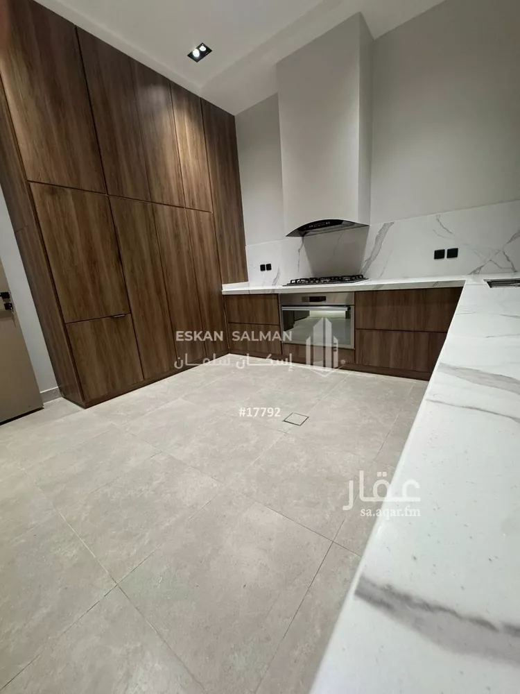 دور للبيع في شارع دباس بن راشد, حي قرطبة, مدينة الرياض, منطقة الرياض صورة 3