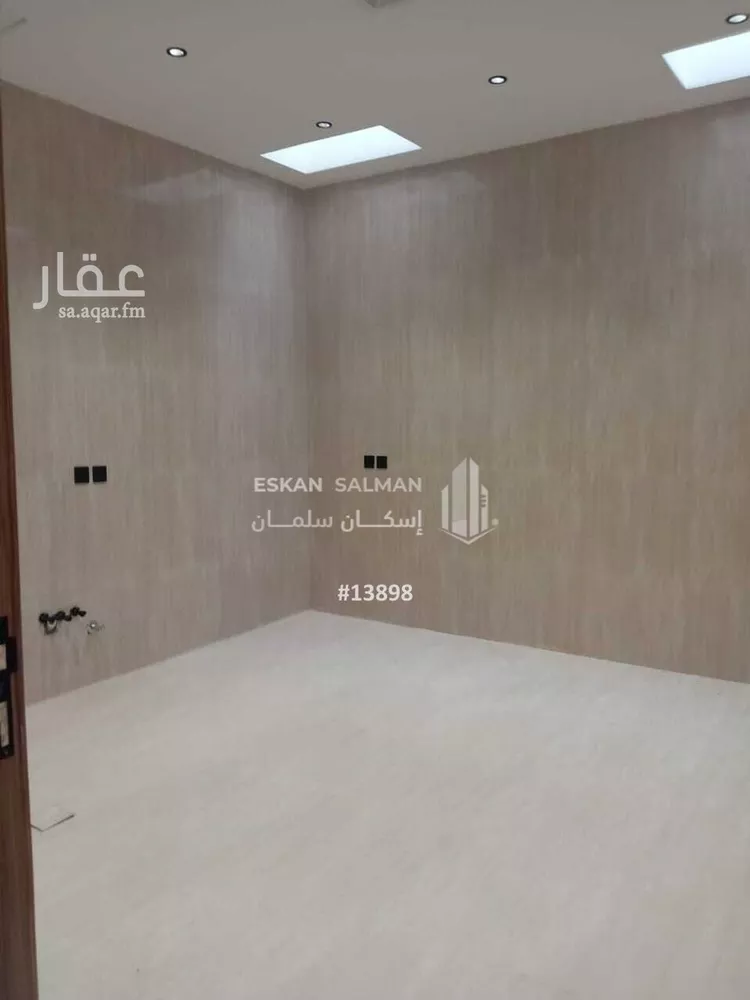 فيلا للبيع في شارع أحمد القيسي, حي الرمال, مدينة الرياض, منطقة الرياض صورة 2